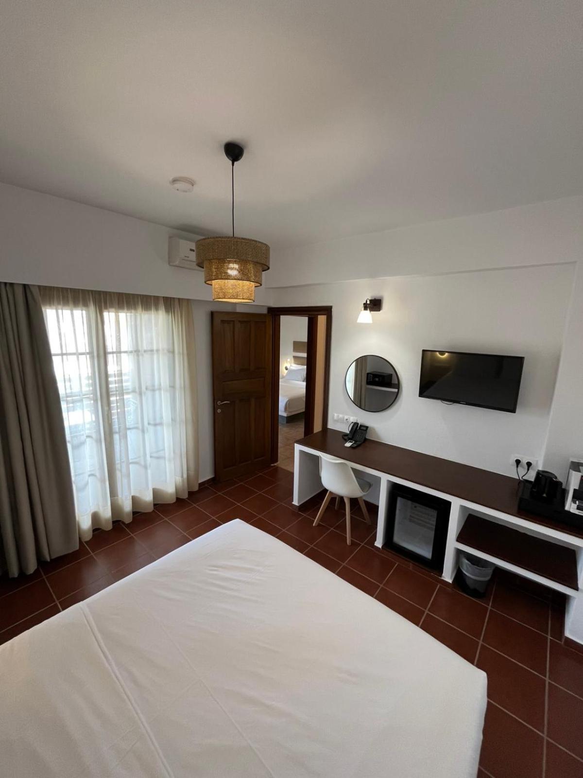 Skopelos Holidays Hotel & Spa Buitenkant foto