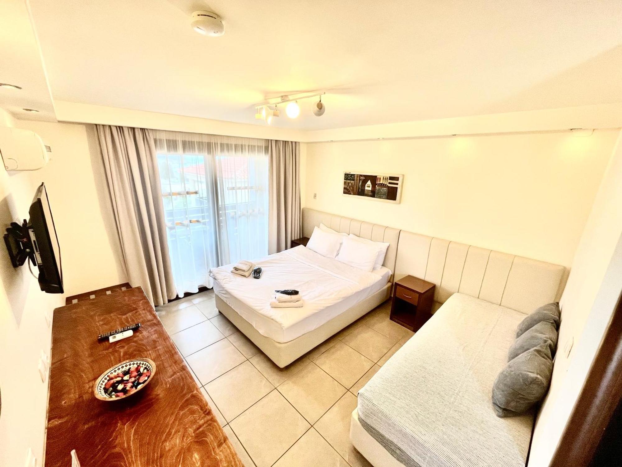 Skopelos Holidays Hotel & Spa Buitenkant foto